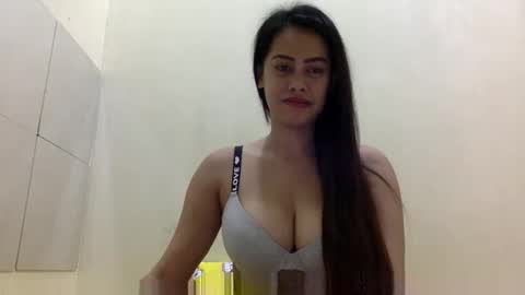 Snapshot of cutietrina chatting on January 2025 11:33:01 PM CutieTrina online show from January 2025 11:33:01 PM