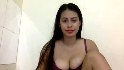 Snapshot of cutietrina chatting on February 2025 06:15:02 AM CutieTrina online show from February 2025 06:15:02 AM