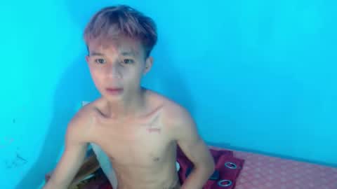 Snapshot of cutiewalter chatting on April 2026 07:17:02 AM cutiewalter online show from April 2026 07:17:02 AM