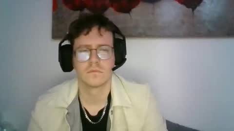 cutiie2004 online show from May 2026 09:01:01 PM