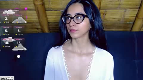 Snapshot of cutte_kitty_ chatting on May 2026 10:48:01 PM miss ari online show from May 2026 10:48:01 PM
