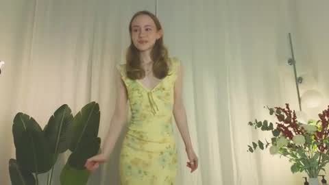 Snapshot of cuute_angell chatting on March 2026 05:06:02 PM Virginia See you on Sunday online show from March 2026 05:06:02 PM