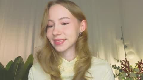 Snapshot of cuute_angell chatting on March 2026 05:06:01 PM Virginia See you on Sunday online show from March 2026 05:06:01 PM