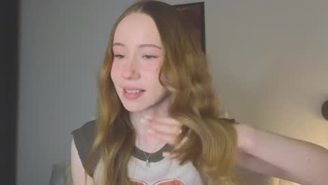 Snapshot of cuute_angell chatting on April 2026 05:07:02 PM Virginia See you on Sunday online show from April 2026 05:07:02 PM