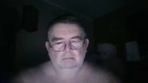 Snapshot of cwill27837 chatting on January 2025 03:37:01 AM cwill27837 online show from January 2025 03:37:01 AM