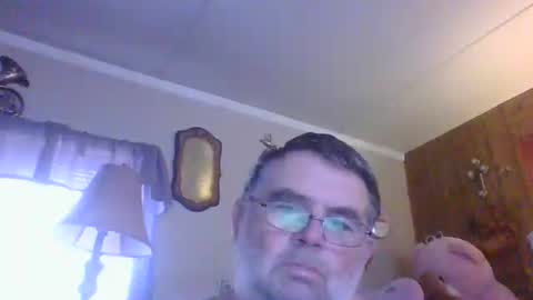 Snapshot of cwill27837 chatting on February 2025 05:20:01 PM cwill27837 online show from February 2025 05:20:01 PM