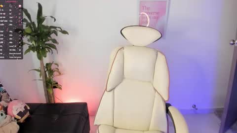 Liz online show from March 2026 10:16:02 PM