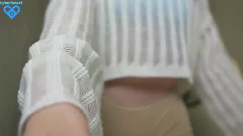 Snapshot of cyberheart_ chatting on February 2025 02:29:02 PM EMILY online show from February 2025 02:29:02 PM