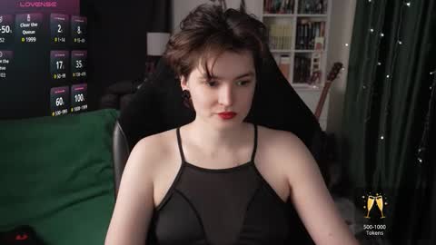 Helen Blossom online show from October 2025 08:41:02 PM