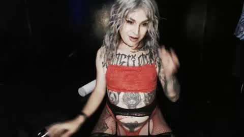 Nikki online show from April 2026 04:02:02 AM