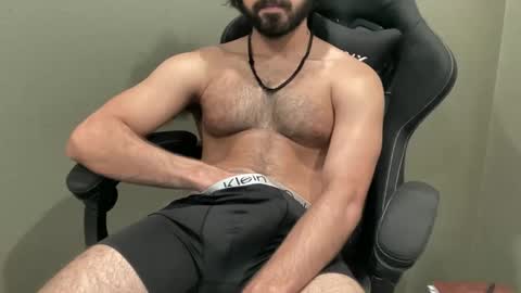 Cylus X online show from June 2026 06:27:01 AM