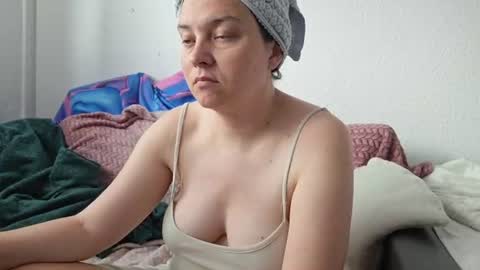 Cyndee Winter online show from June 2026 04:27:02 PM