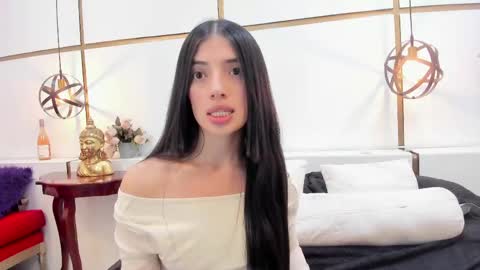 Snapshot of cynthia1fox chatting on May 2026 08:15:01 PM Cynthia1fox online show from May 2026 08:15:01 PM