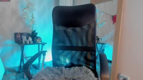 Snapshot of cyntia_adams chatting on February 2025 06:54:01 PM cyntia_adams online show from February 2025 06:54:01 PM