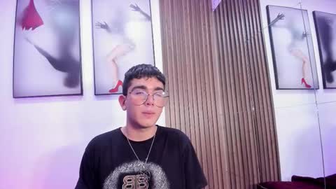 cyrus online show from November 2025 11:27:02 PM