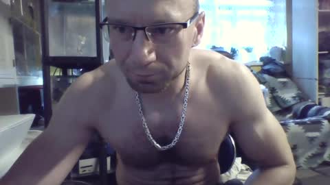 Snapshot of czestus chatting on June 2026 06:28:01 PM czestus online show from June 2026 06:28:01 PM