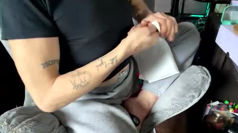 Snapshot of d3luluxx chatting on November 2025 07:32:02 PM d3luluxx online show from November 2025 07:32:02 PM