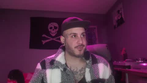 Snapshot of dabirdfree chatting on January 2025 08:07:01 PM Destroyer online show from January 2025 08:07:01 PM