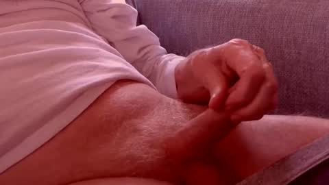 Snapshot of dad_next_door chatting on January 2025 04:39:01 PM Richard online show from January 2025 04:39:01 PM