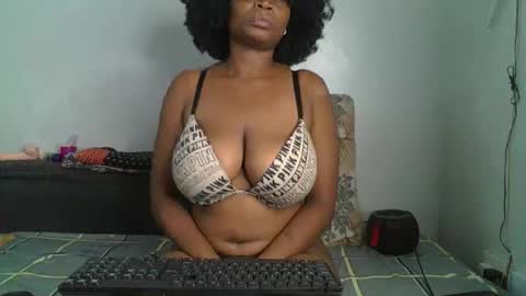 daddyiestoy online show from September 2025 09:30:01 PM