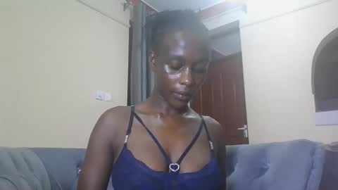 Snapshot of daddies_toy_1 chatting on May 2026 08:27:01 PM Eva online show from May 2026 08:27:01 PM