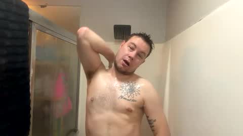 Snapshot of daddycam33 chatting on April 2026 02:37:02 PM DaddyCam33 online show from April 2026 02:37:02 PM