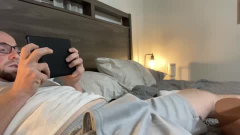 Snapshot of daddycock211987 chatting on January 2025 12:54:01 AM DaddyCock211987 online show from January 2025 12:54:01 AM