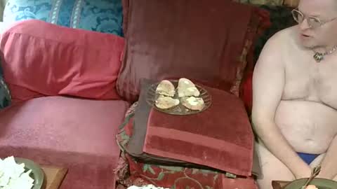 Snapshot of daddycubbyhubby chatting on April 2026 05:49:02 AM Daddy online show from April 2026 05:49:02 AM