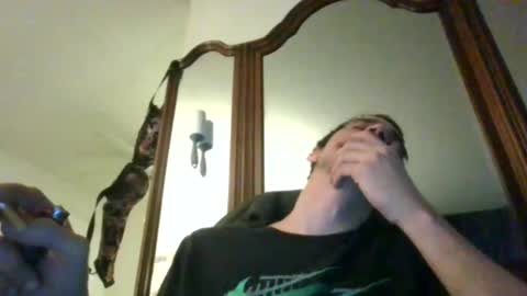 daddyduke21333 online show from February 2025 05:35:01 AM