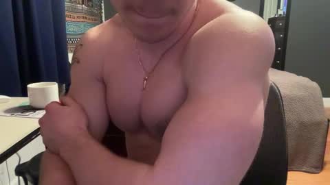 Snapshot of daddygmoney6969 chatting on March 2026 01:33:02 AM daddygmoney6969 online show from March 2026 01:33:02 AM