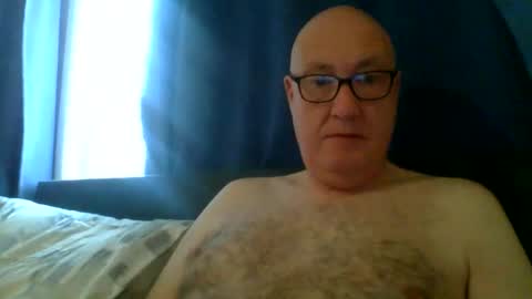 Snapshot of daddyhere4uall6 chatting on October 2025 07:20:02 AM daddyhere4uall6 online show from October 2025 07:20:02 AM