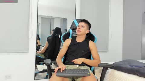 daddyrich4u online show from October 2025 09:13:01 PM