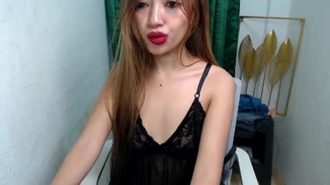 Snapshot of daddys_giirl69 chatting on April 2026 03:38:01 PM daddys_giirl69 online show from April 2026 03:38:01 PM