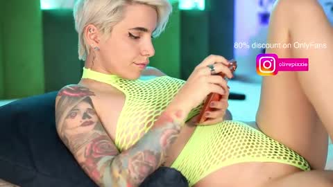 Snapshot of daddyspixxie chatting on April 2026 03:54:02 PM daddyspixxie online show from April 2026 03:54:02 PM