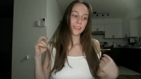 Snapshot of daddysssgoodgirl chatting on October 2025 05:38:01 AM daddys good girl online show from October 2025 05:38:01 AM
