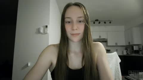Snapshot of daddysssgoodgirl chatting on October 2025 07:09:01 AM daddys good girl online show from October 2025 07:09:01 AM