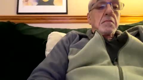 daddyweis online show from April 2026 02:58:01 PM