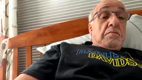 daddyweis online show from May 2026 01:35:01 AM