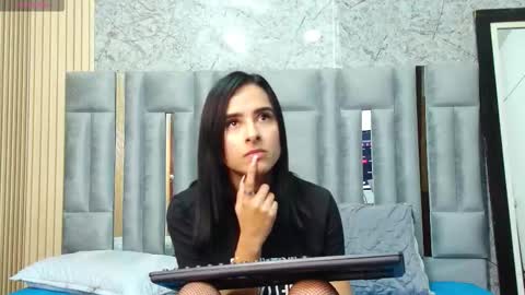 Snapshot of daddyysobsessed_ chatting on January 2026 12:40:01 PM Channel. online show from January 2026 12:40:01 PM