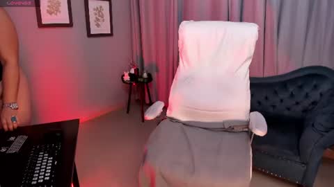 Snapshot of dafne_00 chatting on July 2026 01:50:02 PM Dafne online show from July 2026 01:50:02 PM