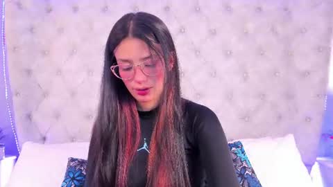 Snapshot of dafne_bss chatting on June 2026 07:07:01 AM dafne_bss online show from June 2026 07:07:01 AM