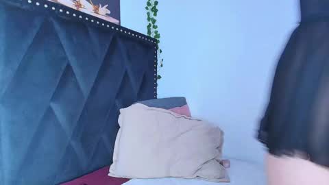 dafne_quenn online show from November 2025 01:11:01 PM