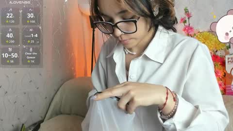Snapshot of dafnemel chatting on May 2026 07:55:02 PM dafnemel online show from May 2026 07:55:02 PM