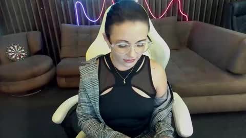 Dafni Mon online show from September 2025 05:42:01 AM