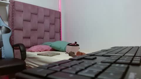 DAFNNE online show from January 2025 12:11:02 PM