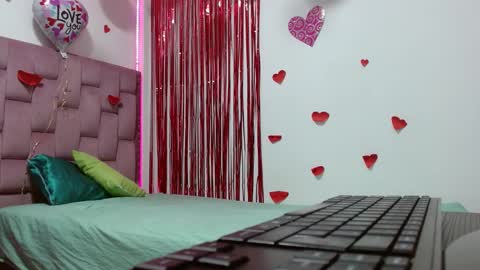 DAFNNE online show from February 2025 12:05:02 PM