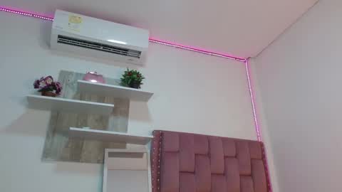 DAFNNE online show from March 2025 12:12:01 PM