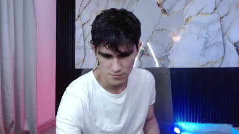 Snapshot of dah_veed chatting on January 2026 12:30:01 PM dah_veed online show from January 2026 12:30:01 PM