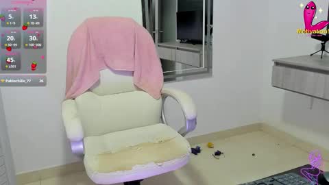 Dahian  online show from November 2025 11:48:01 PM