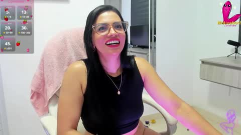 Dahian  online show from November 2025 01:22:01 PM